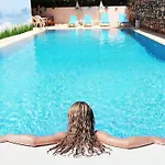 Arya Hotel Çeşme