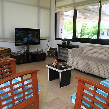 Hotel Arya 3*